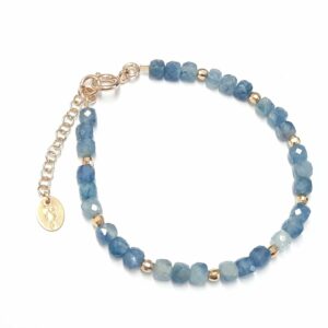 Srebrna bransoletka z kyanitem