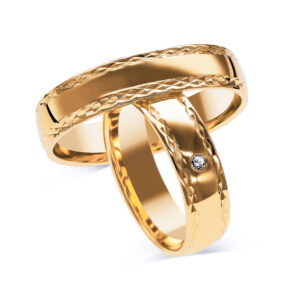 Obrączki ślubne z żółtego złota z grawerem