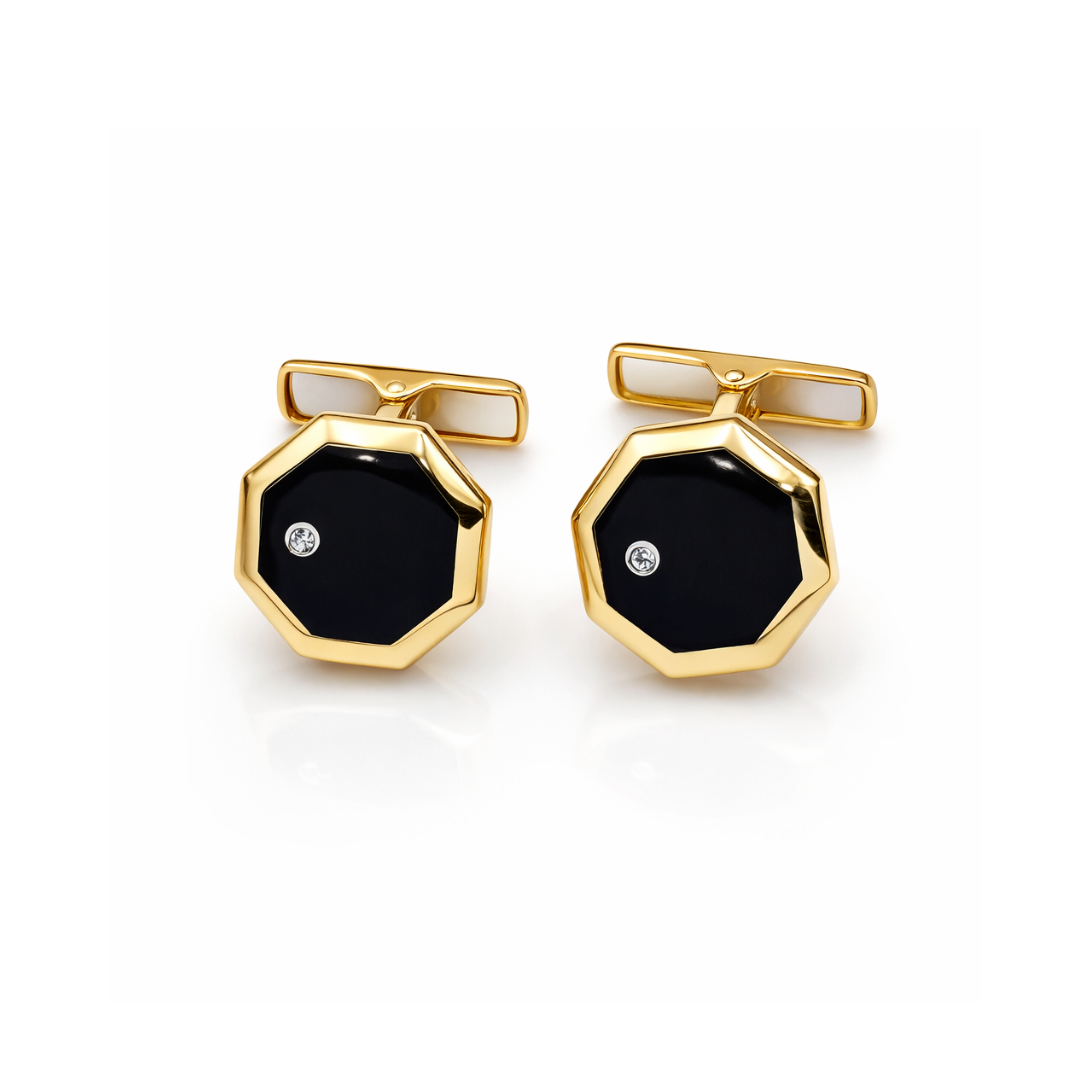 Złote spinki do mankietów