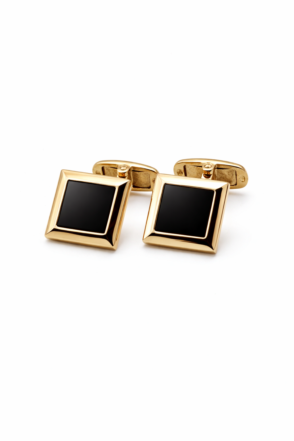 Złote spinki do mankietów