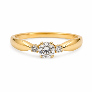 Złoty pierścionek z białymi cyrkoniami